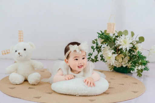香港四个月的孕妇肚子疼